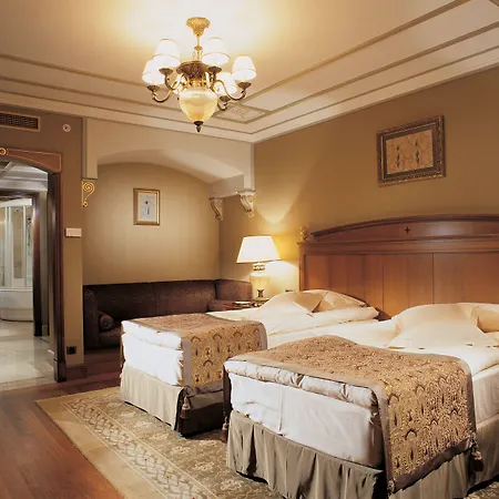 The Palace Taksim 4*