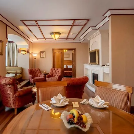 The Palace Taksim 4* Isztambul