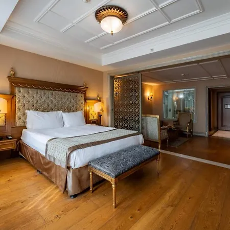 Szálloda The Palace Taksim 4*