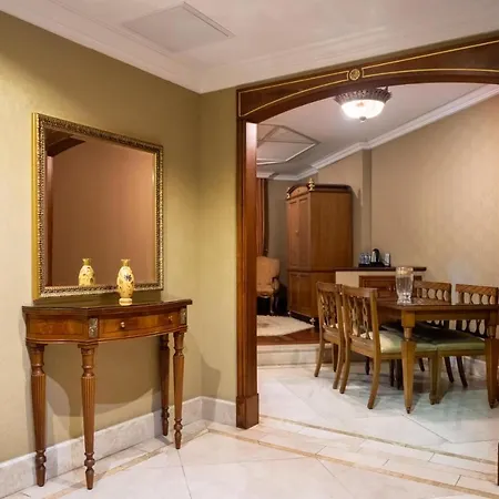 The Palace Taksim Szálloda 4*