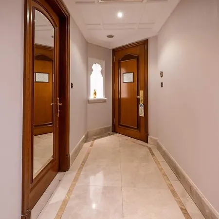 The Palace Taksim Szálloda 4*