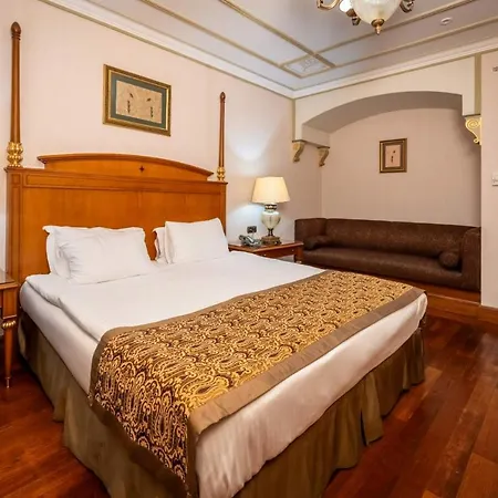 The Palace Taksim 4*