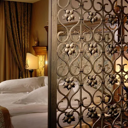 The Palace Taksim Szálloda