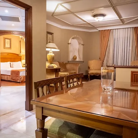 The Palace Taksim Szálloda 4*