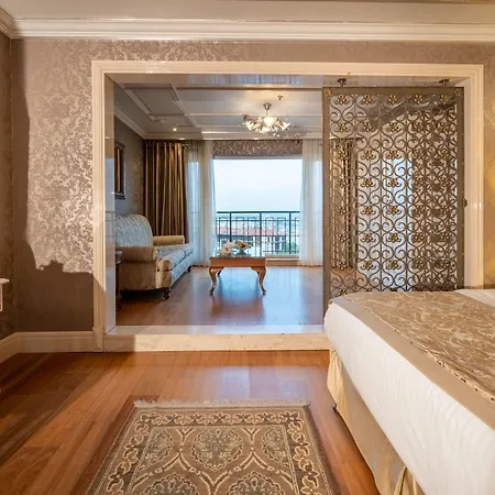 Szálloda The Palace Taksim 4*