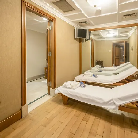 The Palace Taksim 4*