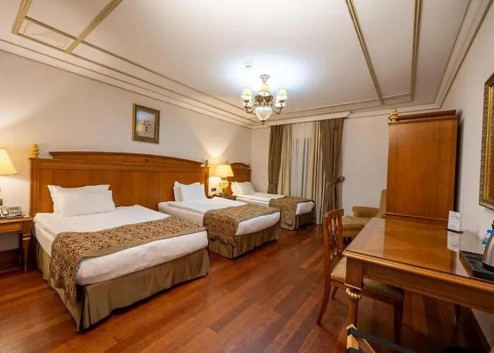 The Palace Taksim 4*