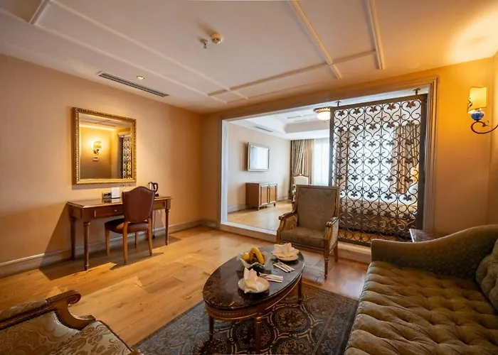 The Palace Taksim 4* Стамбул