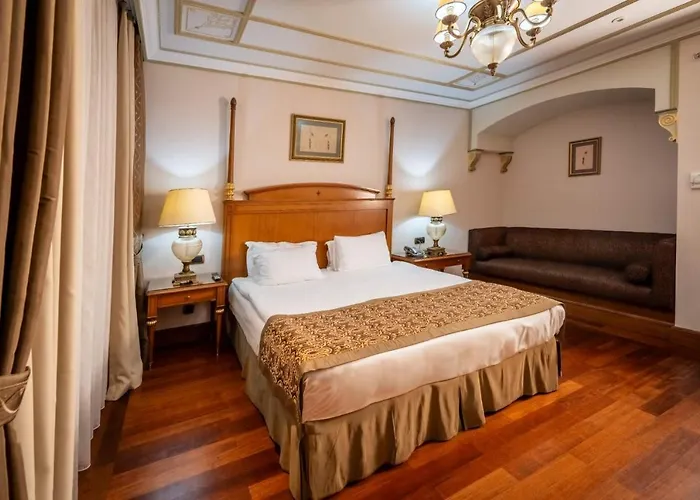 The Palace Taksim Отель