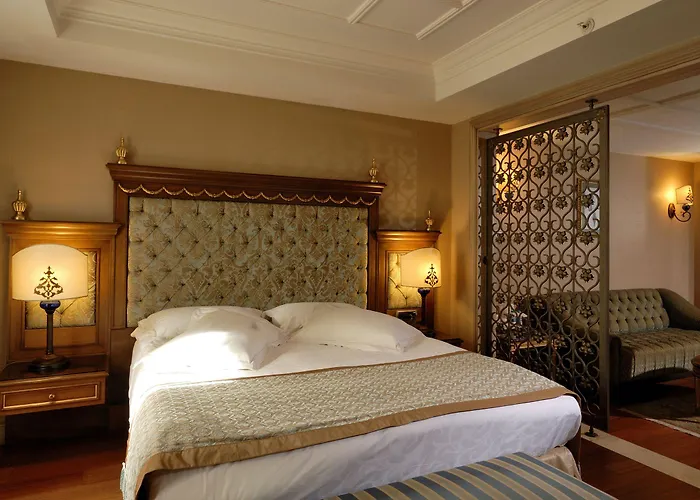 The Palace Taksim 4*