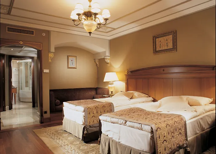 The Palace Taksim 4*