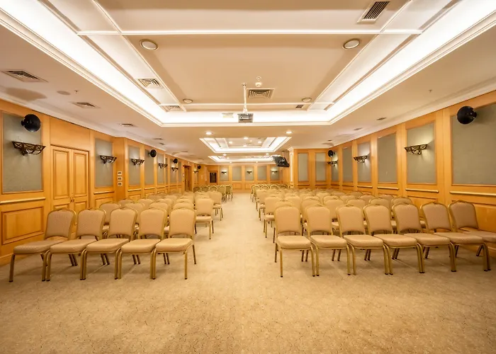 The Palace Taksim 4* Стамбул