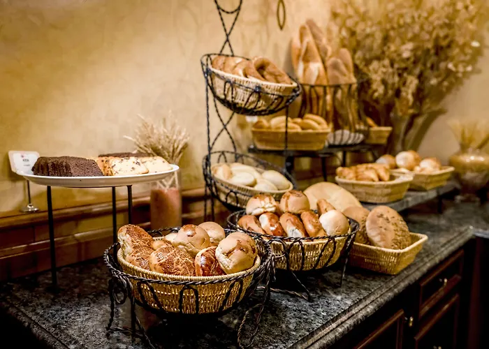 Отель The Palace Taksim