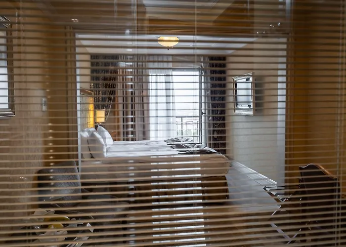 The Palace Taksim 4* Стамбул