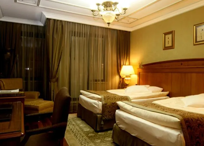 The Palace Taksim Стамбул