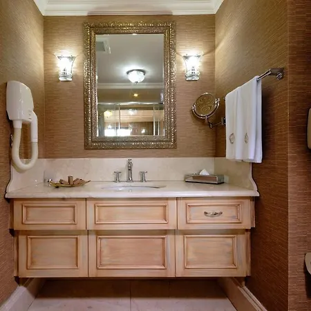 The Palace Taksim 4* Istanbul