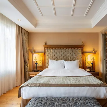 The Palace Taksim Hotel 4*